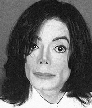 a_vegetaboinee's tweet photo. Okay unpopular opinion im not even lying I genuinely dont see the problem with this photo. I dont think he looks bad or scary tbh he looks fine to me 😭 but maybe the michosis is so strong I dont see the problem with any of his photos lol https://t.co/q80qvNvnP6