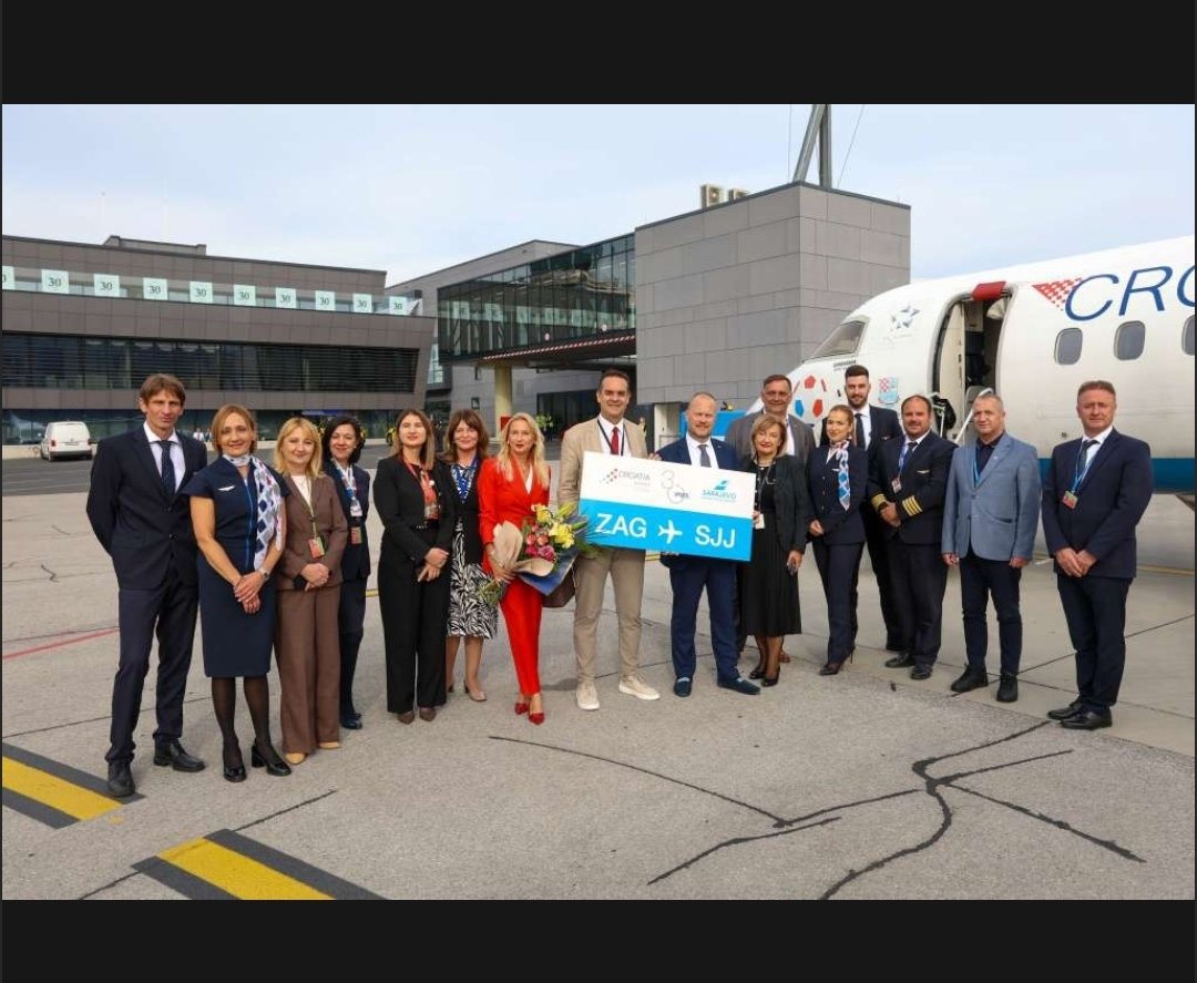 BOSNADANAS's tweet photo. 🇧🇦✈️ 30 GODINA VEZE SARAJEVA I ZAGREBA
Croatia Airlines obilježava 30 godina linije Sarajevo–Zagreb. Od prvog leta 1996. godine realizovano je više od 36.000 letova i prevezeno 1,34 miliona putnika.
#Sarajevo #Zagreb #CroatiaAirlines #BiH #Aviacija https://t.co/LuB8DWDqDp