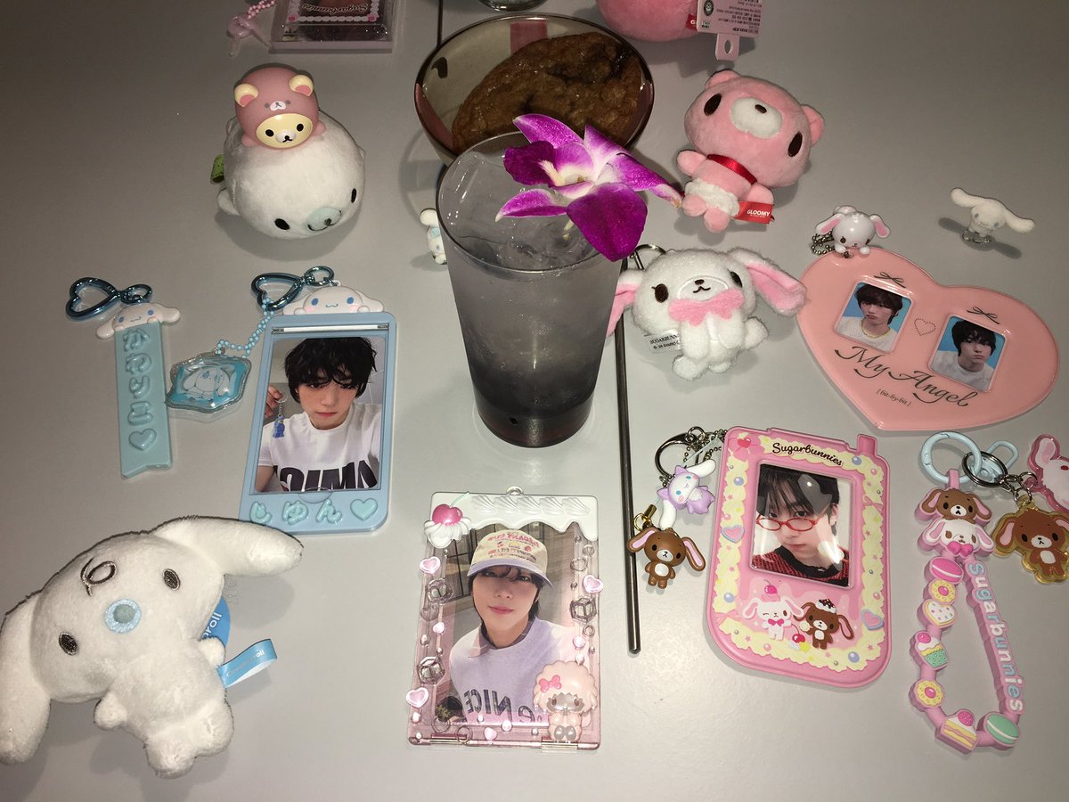 melome1i's tweet photo. 베리소다 먹쟈!💞👩🏻‍❤️‍💋‍👩🏼🐽💒💕💕💕🚶🏼‍♀️‍➡️ https://t.co/OktY8RyikK