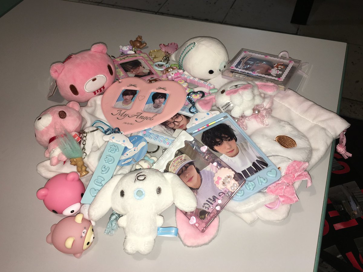 melome1i's tweet photo. 베리소다 먹쟈!💞👩🏻‍❤️‍💋‍👩🏼🐽💒💕💕💕🚶🏼‍♀️‍➡️ https://t.co/OktY8RyikK