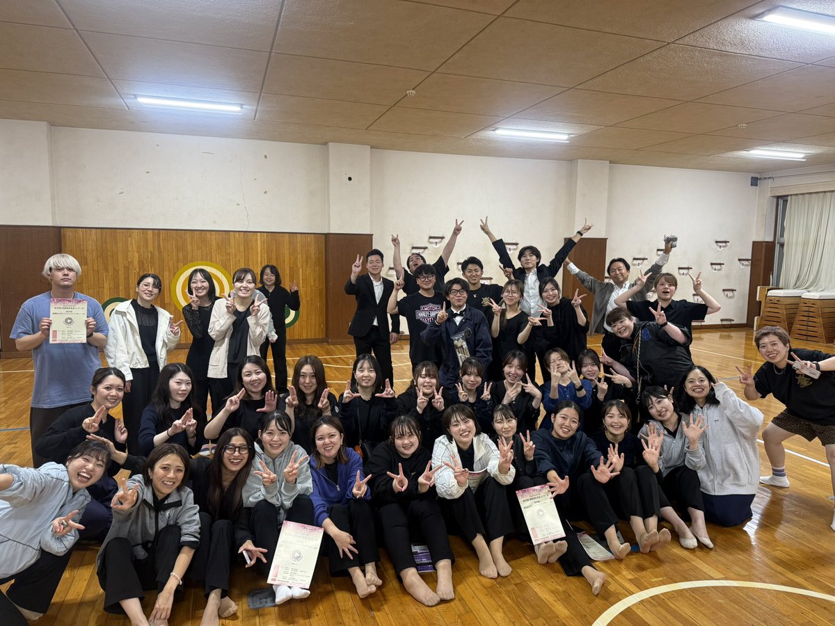 akmiyake77's tweet photo. 東関東吹奏楽コンクール一般の部✨
もう1週間経っちゃいました😱

世代年齢関係なく仲間をリスペクトしているところ‥現役から変わらないそのスタンスが何より魅力的に感じます。

作新楽音会は安心感のある実家のような場所。
しばらくシーズンオフ！
また会いましょう〜
ありがとうございました🙌 https://t.co/7oEuf63QM6