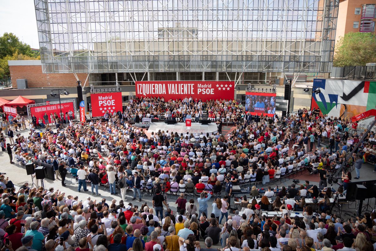 Rebeca_Torro's tweet photo. Las y los madrileños ya han sufrido bastante el Madrid para las élites. Ahora es el momento de la #IzquierdaValiente, de devolver la Comunidad de Madrid a quienes la viven y construyen cada día.

Tenemos el proyecto y las mejores candidatas y candidatos. A por ello, @psoe_m ✊🏼🌹 https://t.co/CbtIY94kqU