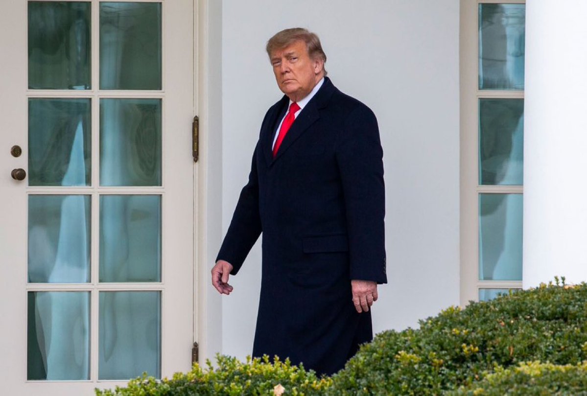 BarronTrumzst's tweet photo. Simple poll. be honest  As of today, how much do you still trust this man?

A. 100 %            B. 75%          F.10%
C. 50%               D. 25%         E. 0% https://t.co/NbeT1v7DD3