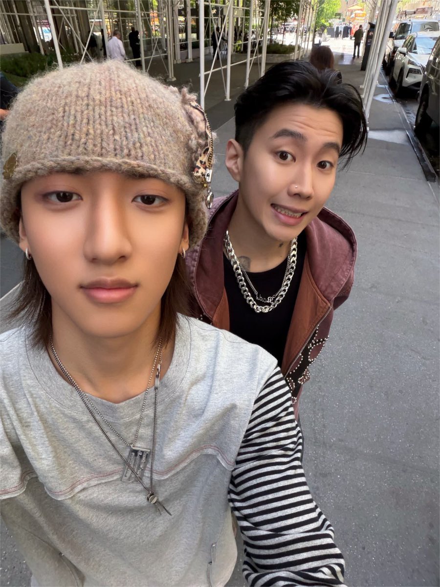 ryulngshot4sho's tweet photo. woojin with jay 🥹 https://t.co/qsH7cgz1qw