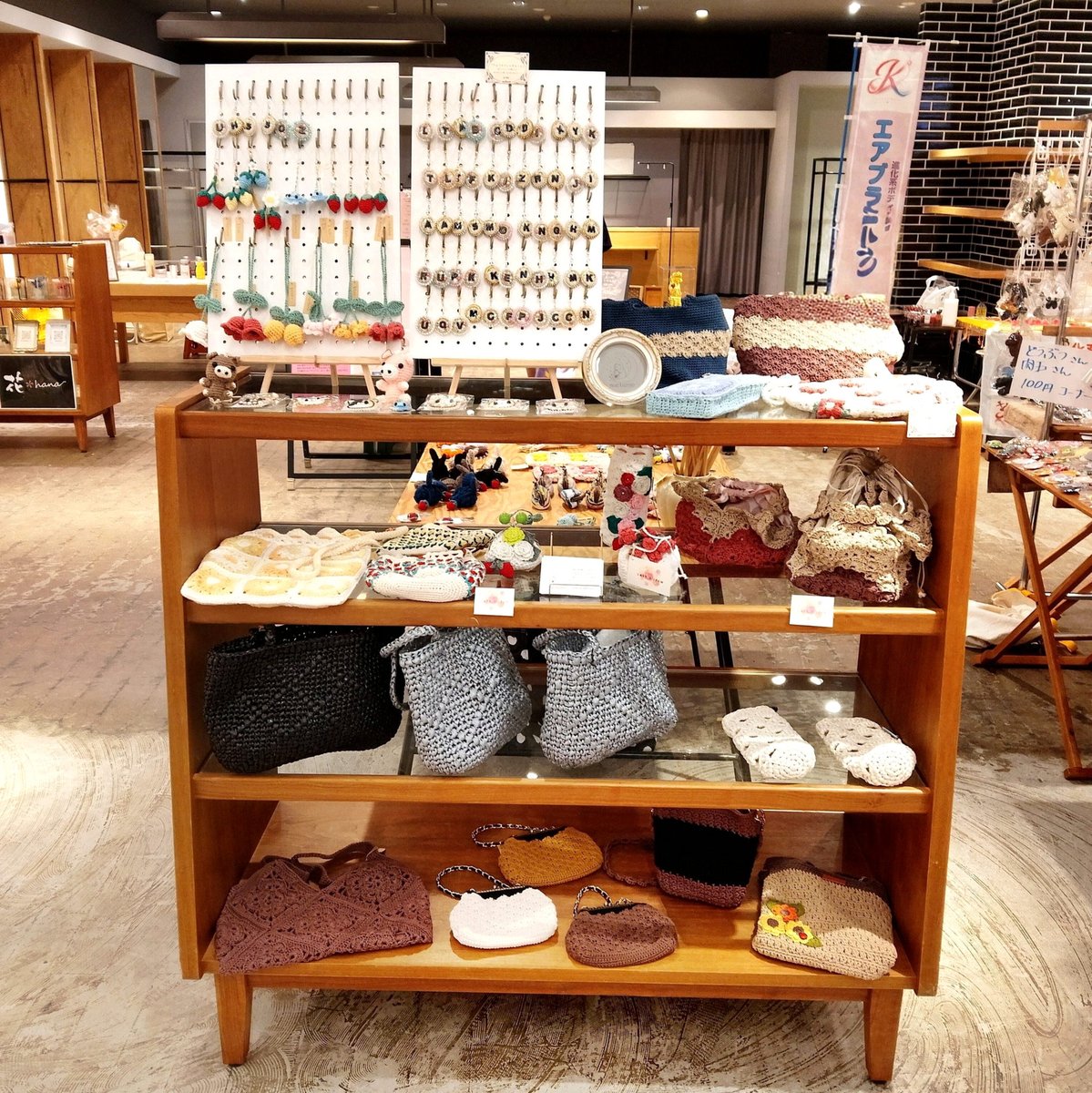 MarraVb's tweet photo. わたしは全身硬いらしい
運動よりもストレッチを、と言われたのでなるべくストレッチします https://t.co/WgYZaAe6pQ