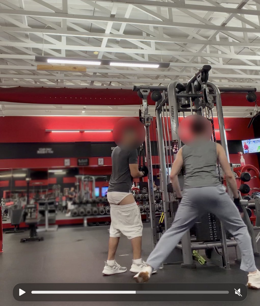 solopranks's tweet photo. Pantsed @UnseenHalf in front of 5+ people at the gym, mid-workout. Tighty whities alert! 🚨

Full video is up now + tomorrow we drop part of the collab with @YankMybriefs, and you don't want to miss their wedgies. 😈 https://t.co/iun8JHuCYJ