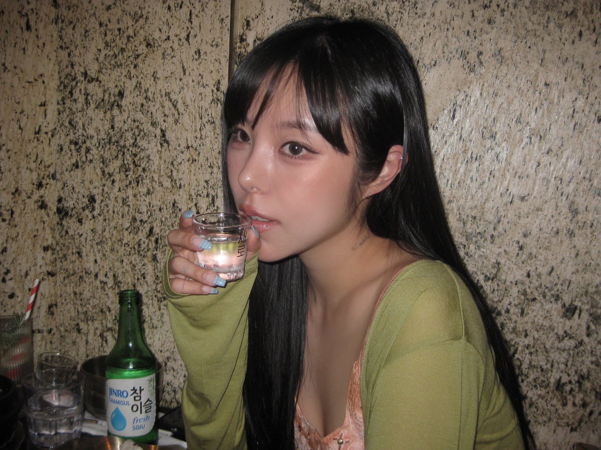 sonnenblute's tweet photo. Another Drink Coming. (2026) https://t.co/yCr3YxCE7E