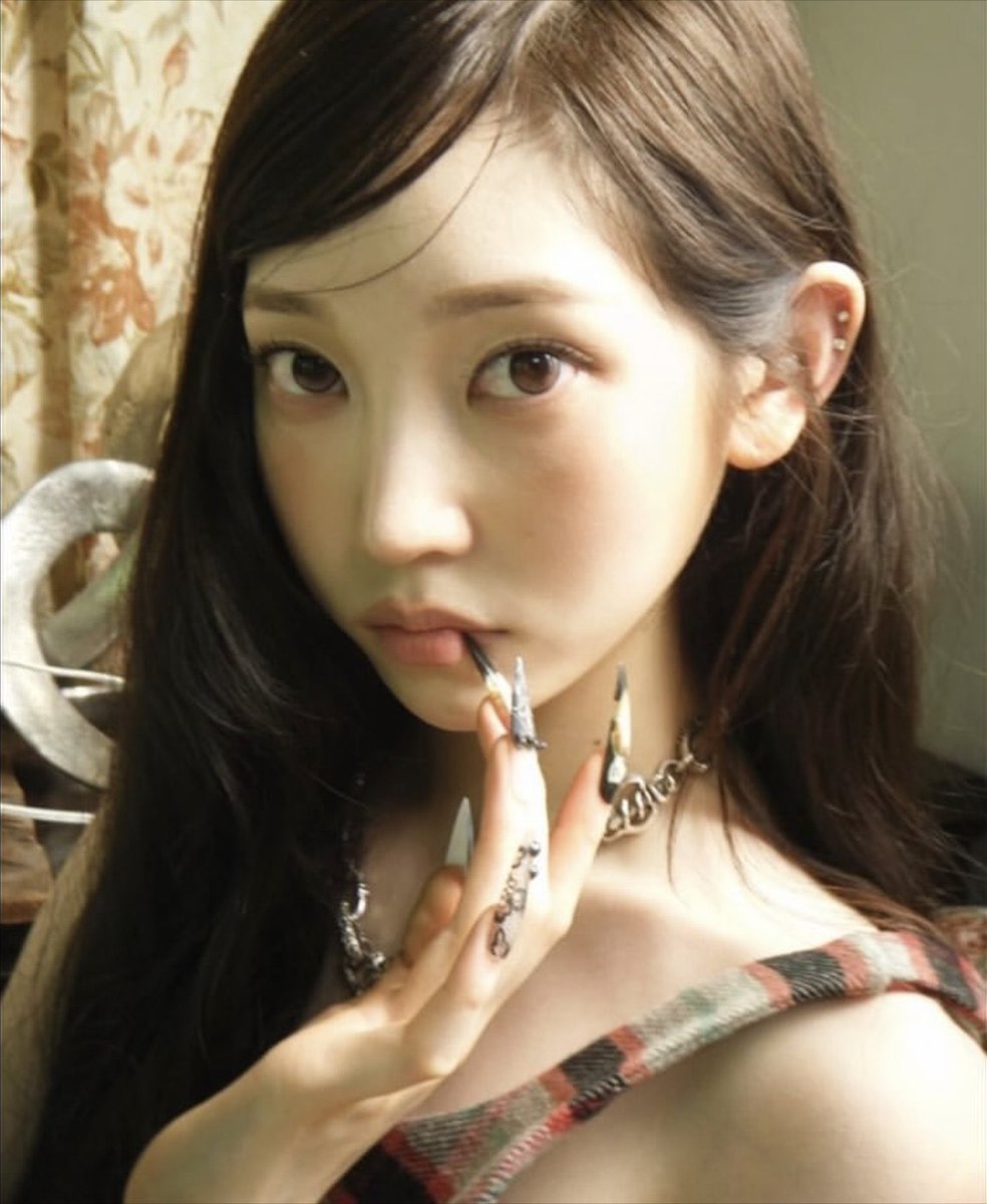 youngseyio's tweet photo. I  am  feeling   quite  like  a  princess  today. https://t.co/63X1unW8tO