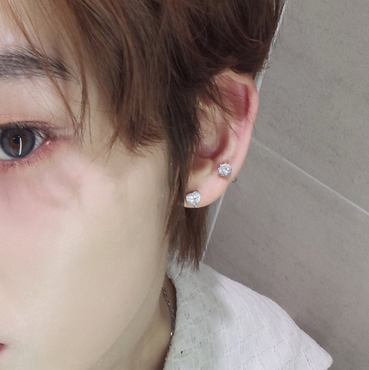 noobunni's tweet photo. i miss sunoo wearing earrings he was so girlnoo https://t.co/kou3ih9dC1