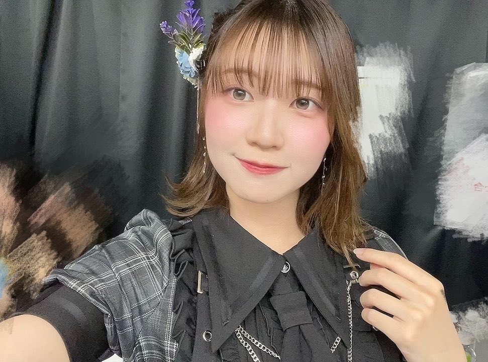 sakita_yuna's tweet photo. #プロジェクトリープ

取り急ぎ『S.LEAP!☆Square 002』
昼夜公演共にありがとうございました！！

お花やプレゼントも受け取ったよ！✨
いつも応援してくれる皆がいるから私たちがいます。当たり前じゃないし改めて本当に感謝の気持ちでいっぱいになりました（ ; ; ）
もっともっと成長するからね！ https://t.co/BUGefNHJQH