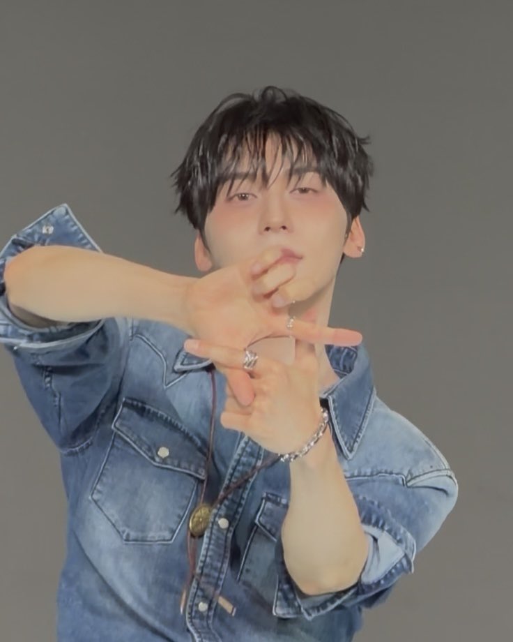 ONEUS_kattyan's tweet photo. ゴニくん今日も可愛かったです🥰️
#ONEUS  #원어스  #건희 https://t.co/PLakTLdhDO