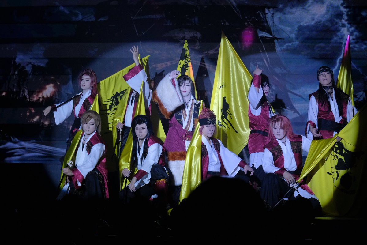 KBGK202310's tweet photo. 9月優伎座公演
本日もお芝居昼夜替えでお届けしました❗️
たくさんのご来場、ありがとうございました😆✨
楽しい9月公演もあっという間に明日は千秋楽💦
昼夜でたっぷりお楽しみいただけますので、どうぞ皆様最後までご声援お願いいたします💕

28日(月)千秋楽
夜の部は恒例の舞台写真プレゼントあります🎁
昼夜公演
昼　千太郎変化
夜　三丁目の虎
ショー　This Is Me 　

#歌舞伎町劇場
#大衆演劇
#優伎座
#市川英儒
#市川侃汐朗