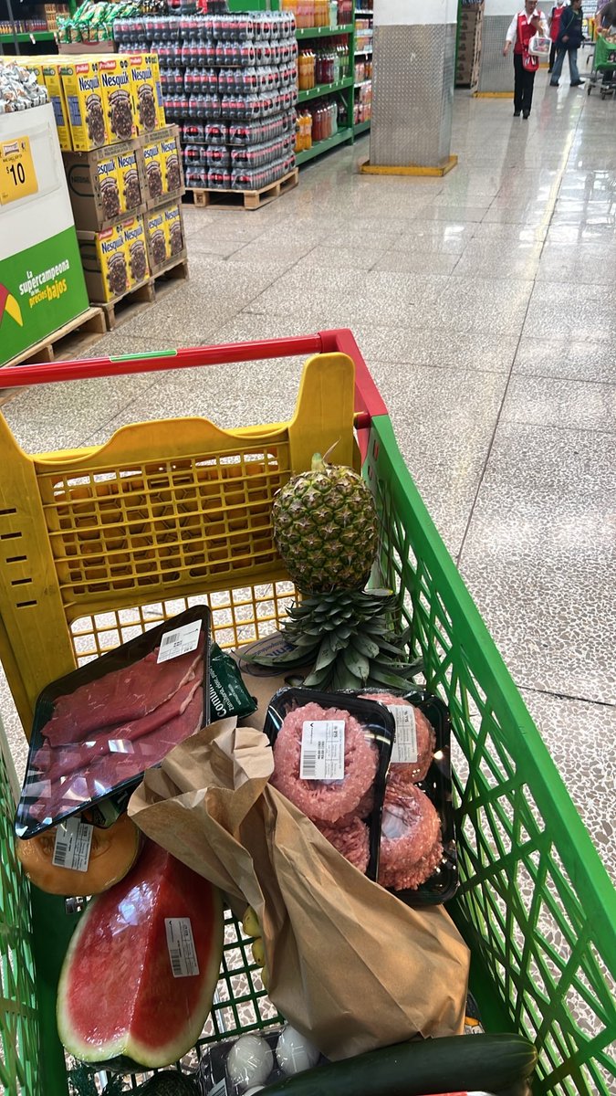 crmaanqrru's tweet photo. Servira la 🍍🍍🍍 señal ??? https://t.co/KozKwL0Jih
