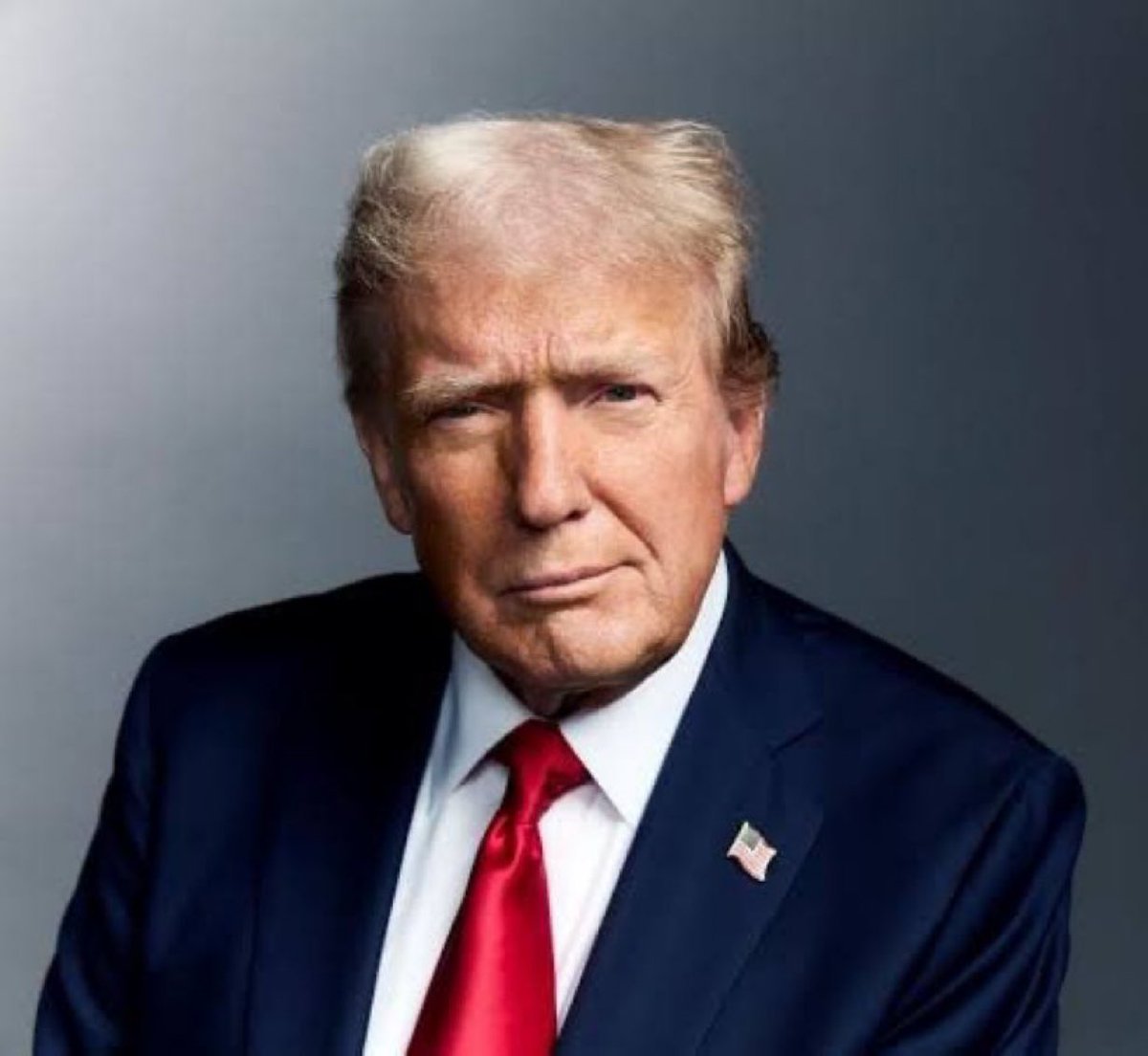 BarronTrumzst's tweet photo. 🚨 BREAKING: President Trump Says, "I will withhold the federal funds from any city or state that grants sanctuary to illegal aliens."

Does Trump have your full support on this? 

A. YES       B. NO https://t.co/E0vURQpR2o