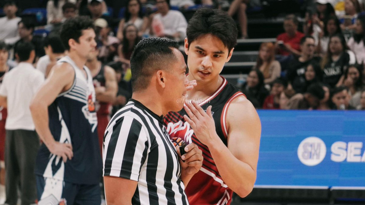 Appollo39MilVer's tweet photo. Me in Physics Class trying to persuade my Prof kase nakalimutan ko ang FBD and I forgot to round the final answer to 3 decimal places (photo credit: @familioph) https://t.co/M6Z5tshpPn