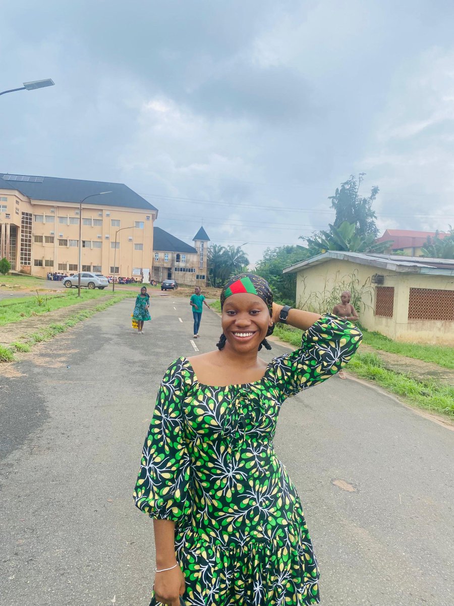girllunessa's tweet photo. Happy Sunday, guys 🤍 Hope you all went to church today? 

Finally got my blue tick 💙
Thank you so much to everyone who has been supporting me, following, liking, commenting and showing me love on here. I genuinely appreciate you all. 
God bless you guys.❤️ https://t.co/uLEUkqu89V