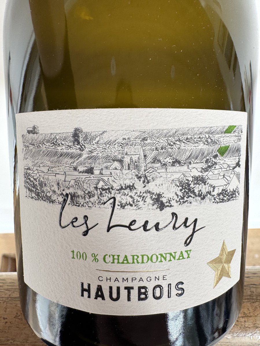 Champagne__Club's tweet photo. https://t.co/d9LFG1h5wy
Champagne Hautbois Les Leury 100% Chardonnay Extra Brut

Please find tasting notes and info on https://t.co/d9LFG1h5wy or the app Champagne Club. https://t.co/v8I4Aixh0Y