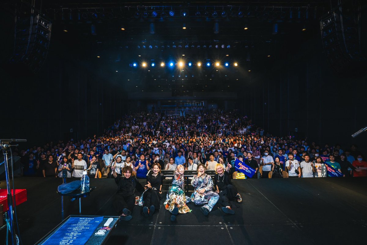 takuyakusunose's tweet photo. Hysteric Blue Night vol.1.5 でした！

5月公演に引き続きまして、とても意義深い1日を共に（友に！？）作らせていただき、ありがとうございました！

こう言う夢ならもう一度逢いたいと思ってもらえてたらいい���あ、ということで、なななんと来年に第二回の開催が決まりました！！！嬉
https://t.co/CI4gA9nCof

もうチケットが取れなかったとは言わせません！たっぷりご用意がございますので。
だけど、約束があったら未来も明るくなるさ！！ってことで、本日より先行抽選予約受付開始です！来たい人みんな当たれ〜！！！

2027/05/01(土)  EX THEATER ROPPONGI [16:15開場/17:00開演]

★オフィシャル先行受付★
受付期間：9/27(日) 19:00 ～ 10/12(月・祝) 23:59
受付URL：https://t.co/5XFxSAbyNe