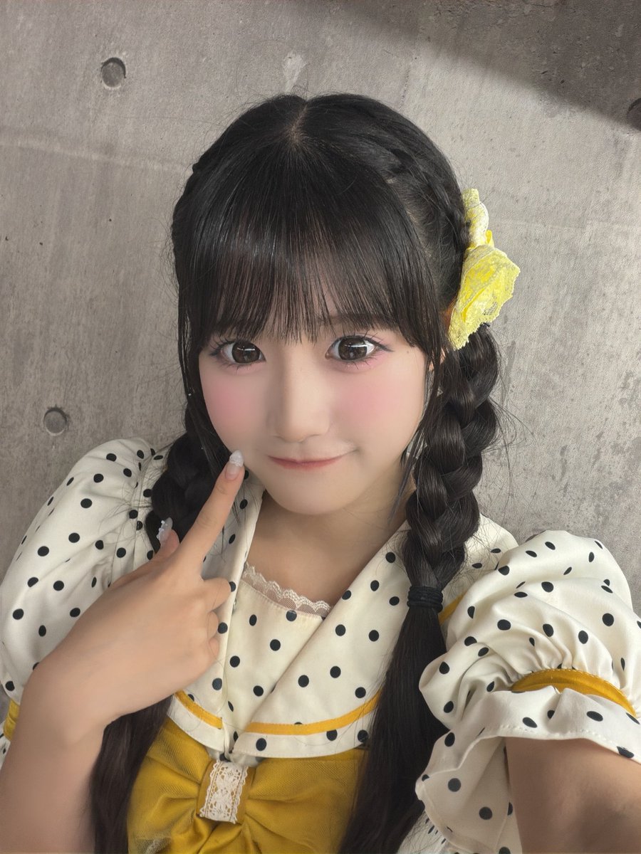 honoka_kimisora's tweet photo. 『Girl’bomb!! 〜秋の大収穫祭〜』と
『ICFG〜偶像文化推し娘〜 vol.29』
ありがとうございました！💜✨

日曜日一緒に過ごせてとってもうれしかったよ〜(*ˊˋ*)ありがとう♡
髪の毛はサイドポニーと三つ編みしたよ〜どうかな😙🎀

次のライブは30日の無銭ライブです‼️
みんなとーっても会いにきて欲しい日🙂‍↕️
たくさんの方に会えたらうれしいです♡

『キニそら！』
🗓️9/30(水)
📍渋谷GRIT
🎫 https://t.co/DXiM5d8QHY
販売開始：9/11 21:00〜
優先入場チケット　¥1000(別途2D)
一般チケット　¥0(別途2D)

☁️君と見るそら出演時間☁️
ライブ　19:45~20:10
特典会　20:35~21:55
※黒氏萌楓は21:45までとなります。

今回はなんとゲストにかすみ草とステラ(4期生)さんをお迎えした3マンライブです🥳たのしみー！！とってもがんばりたい〜！！30日の夜ぜひ！駆け込みでもお待ちしてます(*´︶`*)ﾉ