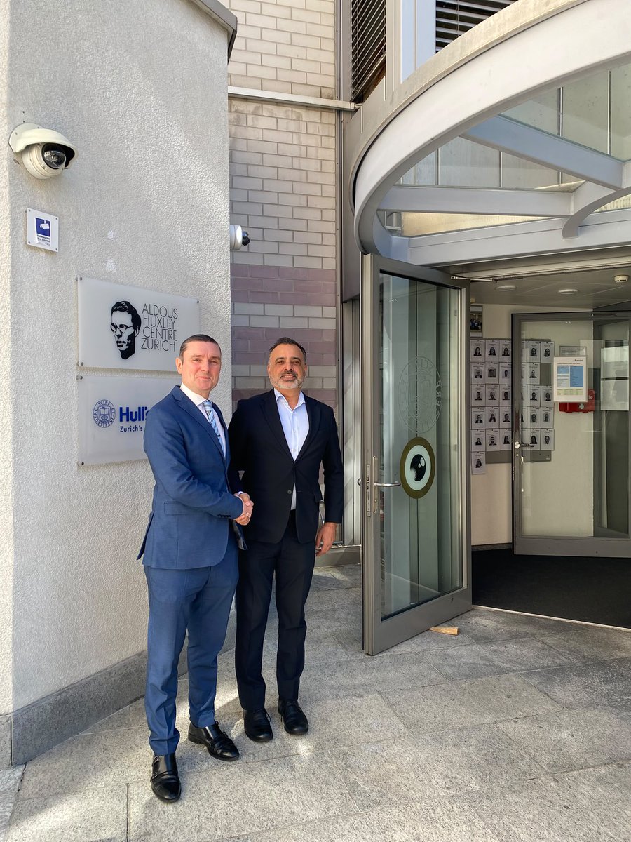 HullZurich's tweet photo. Mr Cunningham (Pearson International School Leader of the Year 2026 for Europe) was delighted to welcome Mr Kamran Baig (Pearson International School Leader of the Year 2024 for Europe) to Hull’s School Zurich. Mr Baig is Director of Lucerne International School. https://t.co/pAo3qHnKGE