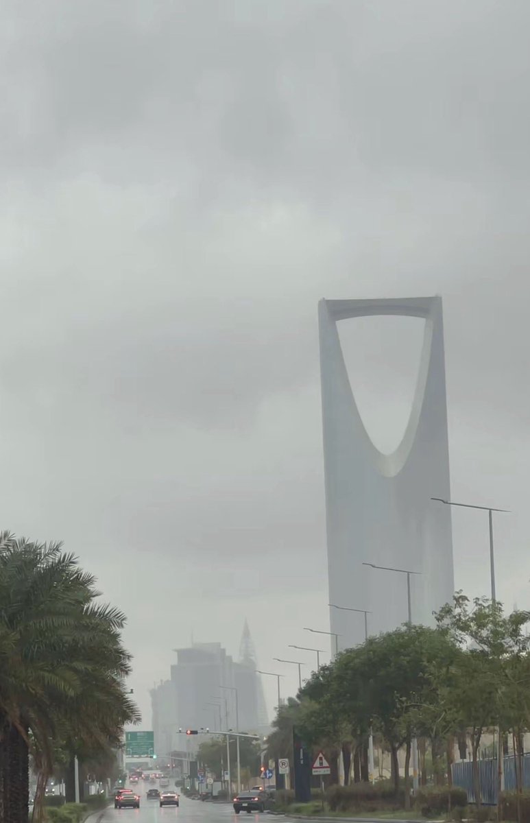 Msnj2013's tweet photo. ليالي الرياض هاتي من الهوى نسناس
وداوي قلبٍ من لواعج الشوق صايب https://t.co/3Pvn7eWnX3