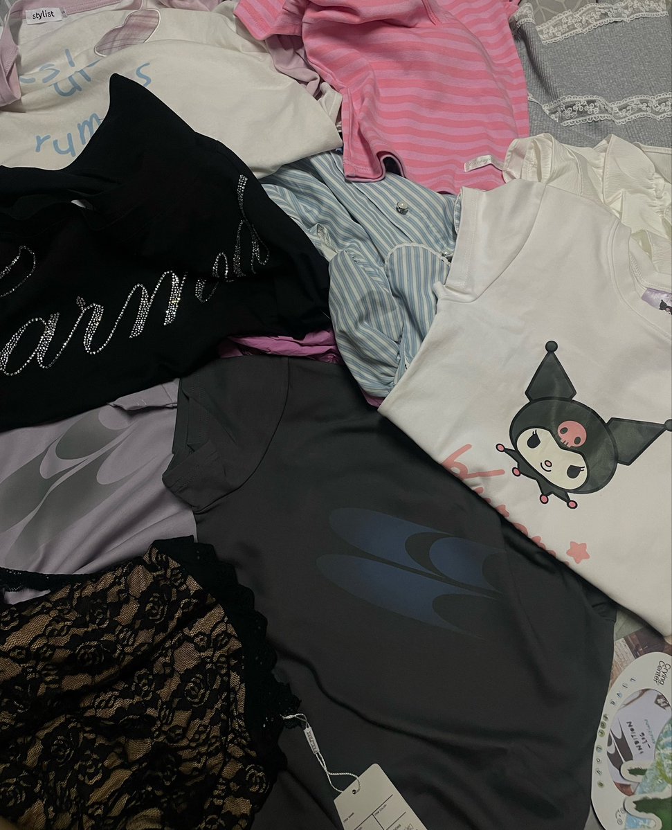 callmearisa_jk's tweet photo. 🪽ส่งต่องาน ig มี 50 ตัว ++

วินเหมา 50 เกิน 10 ตัว +ตัวต่อไป 5฿ ห่างไกล +40 ฝากถุงได้

ลงพรุ่งนี้ 18.00 น. ปักๆๆๆๆเลยค้าบเดี๋ยวตาม

#ส่งต่อเสื้อผ้า #โล๊ะตู้เสื้อผ้า  #cintage #stylist #ส่งต่อcintage  #ส่งต่อstylist #เสื้อผ้ามือสอง https://t.co/Rw1hOygSdw