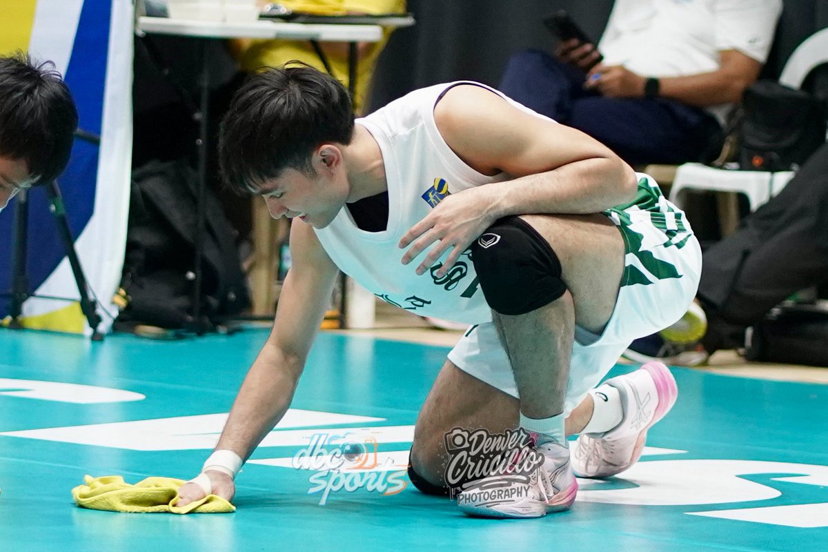 denvercrucillo's tweet photo. Pogi naman ng tiga punas niyo VLeague!! Sobra na! https://t.co/rbvPEgIOa2