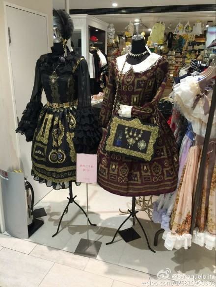 mana_baroque's tweet photo. 当時外国の小さなブランドをKERAさんが日本のロリータのお客様に紹介してくださったからこそBaroqueも成長できましたと思います
最初お店で飾ってもらった時の思い出が今も心の中の原動力です。お疲れ様でした、本当にありがとうございました https://t.co/rxE3SYgdJj