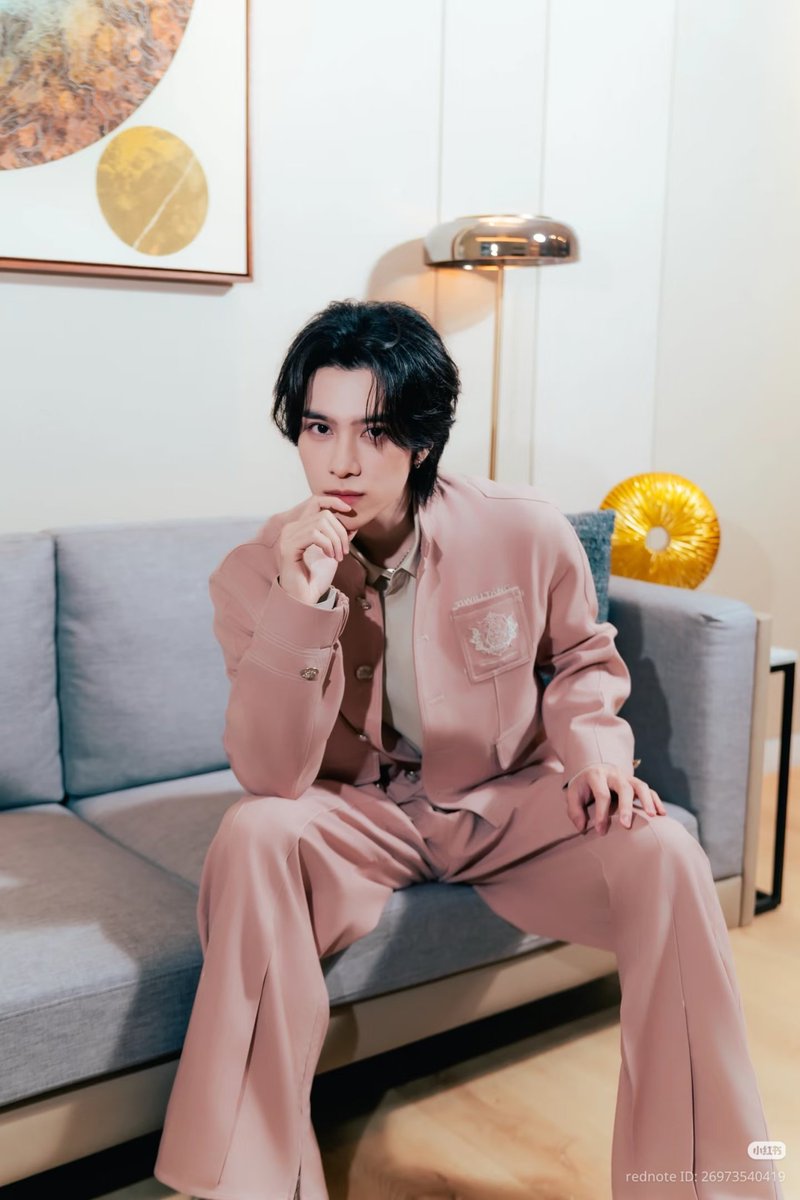289film's tweet photo. 📸 #hendery xiaohongshu update! https://t.co/UYWV5kjVFs