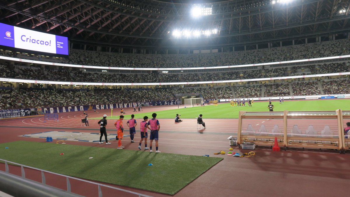 SistersOz's tweet photo. 🟣😼
2026/09/27
#クリアソン新宿 0-3 #沖縄SV
国立での一戦は完敗
JFL CUP王者・沖縄SVは
やっぱり強かった

数試合を重ねれば
研究されることもあるだろう
ここからずるずるいかないことが大事

また顔を上げて
くりあにゃんが言うとおり
「まだまだこれから」 https://t.co/QlVPoxse9u