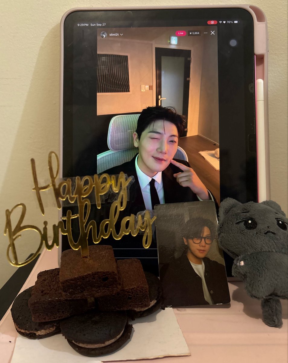 bemyhyunmin's tweet photo. ✨🐶🎂

#HAPPY_XLIMIT_DAY https://t.co/nyf0E3NNtQ