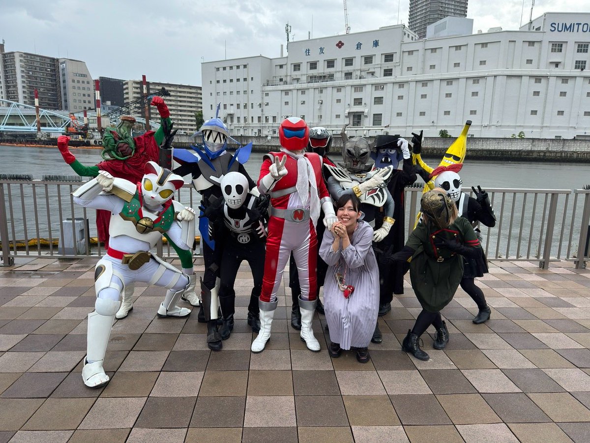 tobay1990_2025's tweet photo. 本日はざこばの朝市にて「仮面戦士ナイスマンショー」でした。

子ども達の声援がたくさんで盛り上がりました。
まだまだやれることはやっていこうと思います。 https://t.co/LEtGcA8pLw
