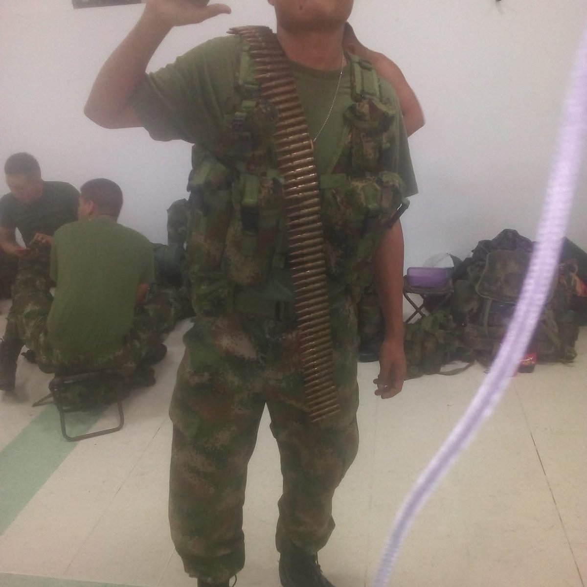 mbush420's tweet photo. @891Stv @aylencoms Bobo hta no soy de pistolitas y amenazar gente por un jueguito bobo mk,mientras tú estás jugando Minecraft yo estoy esquivando cilindros a lo que marca. 🤣🤣🤣🤣🤡🤡🤡🤡🤡🤡🤡 https://t.co/7QaEtgC8u0