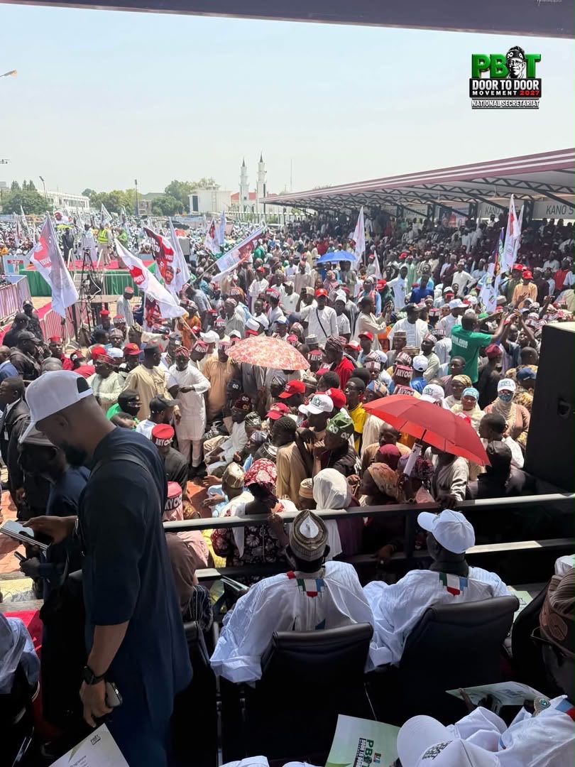 amasinforms's tweet photo. LIVE PHOTOS FROM KANO📸

 Kano State is for PBAT DOOR TO DOOR MOVEMENT https://t.co/S9WLwrgCFl