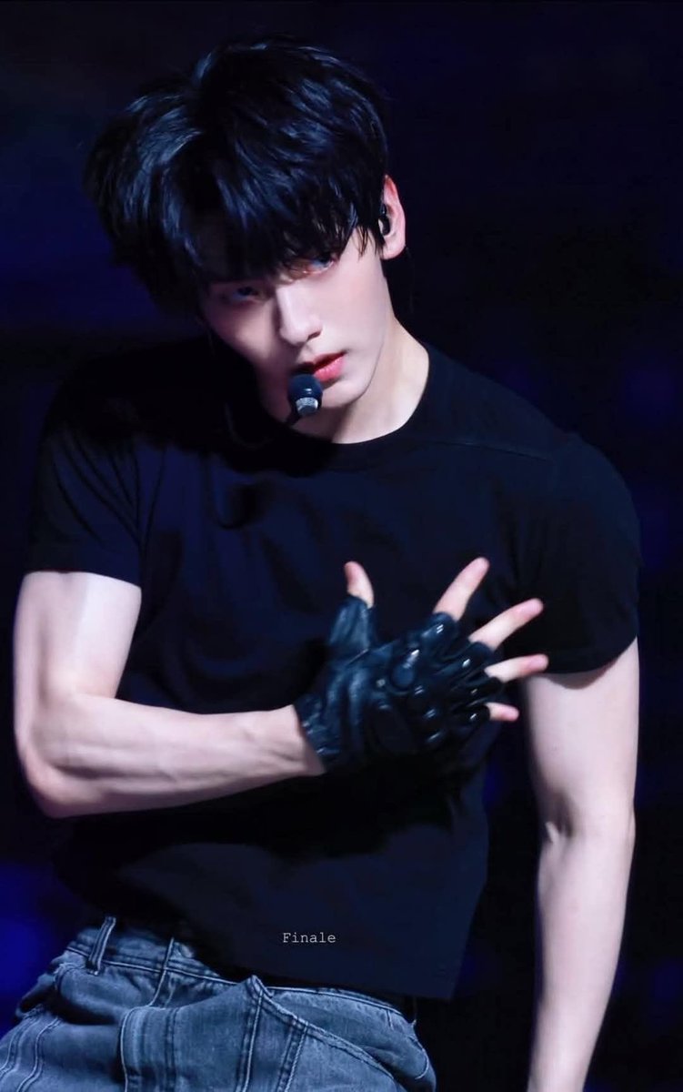 cherry74228's tweet photo. 🖤 https://t.co/jULuo5WLI7