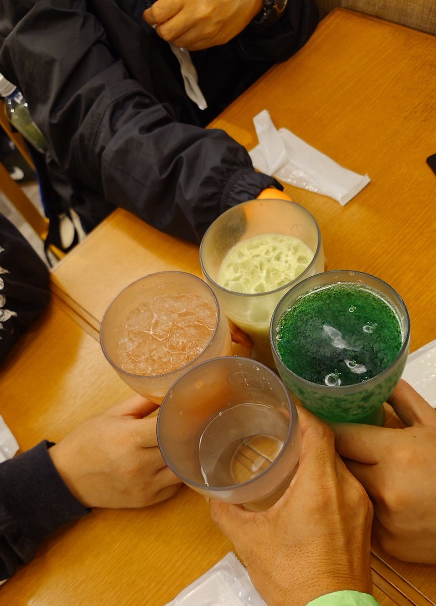 tahchannn's tweet photo. #SUPERREPLiCA   #KIRAMINA 
「飛行船シアター SUPER LIVE」20色のスカイ☆アイドルクルーズ編　
初めての飛行船シアター 素晴らしいステージで推しが見れる幸せ♪　
ライブ後にクイズ大会もあってとても盛り上がりまくりでした✨️
このホールで単独ライブが見たいです❗️
ありがとうございます😊 https://t.co/aDGR8f5JNi