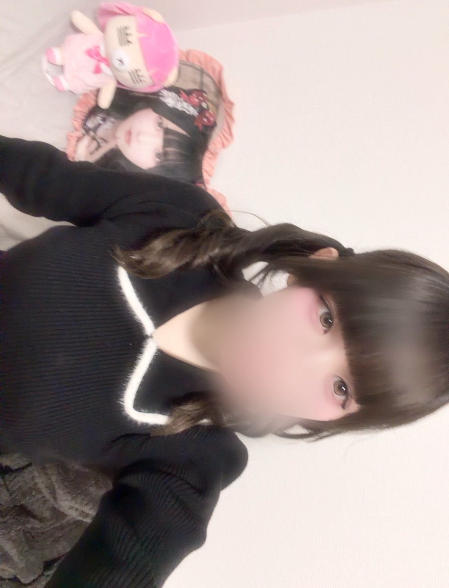 runalid6's tweet photo. 初めてツインテールしたよ💕
メイクも変えてみたよ🥺 https://t.co/bIbDxJpOeo