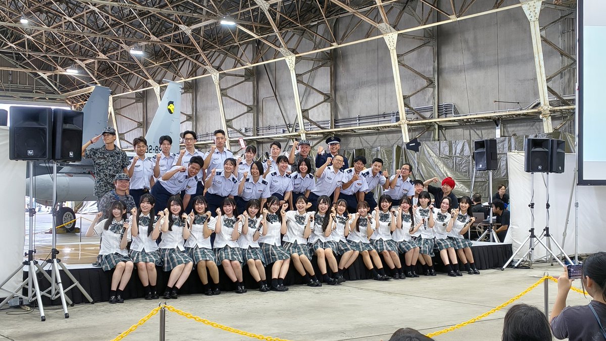StHammer1982's tweet photo. 今年も出演されていた、ほくりくアイドル部の方々
各地の航空祭に足を運んでいますが、小松基地航空祭は彼女らのステージが唯一無二の名物となっている感ありますね
今年も最高のライブをありがとうございました！
 #令和８年度小松基地航空祭
 #ほくりくアイドル部 https://t.co/F4OChAXyPh
