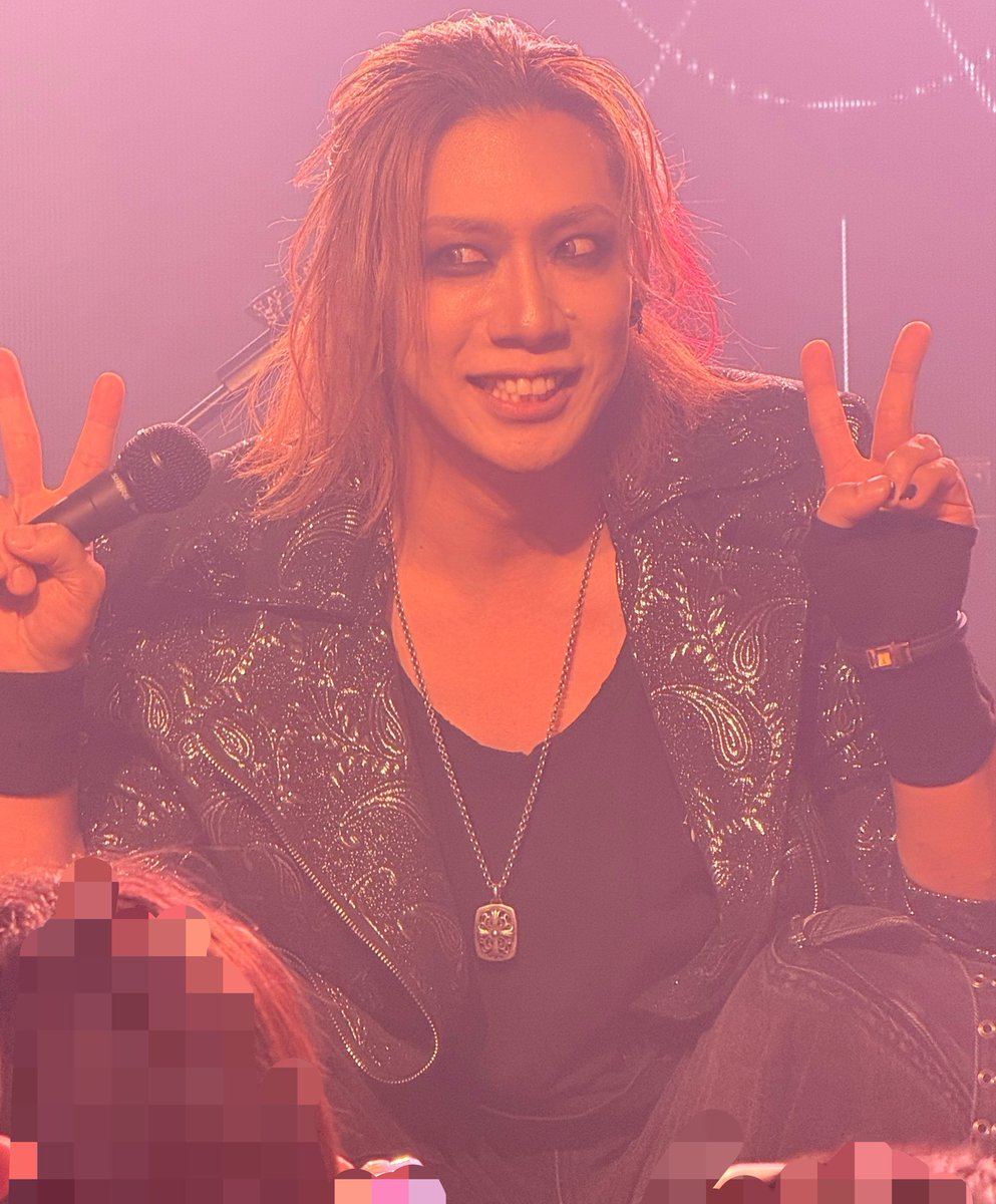 55piropo's tweet photo. film#0（3分47秒）の間に200枚以上撮影しているからまだまだでてくる笑。本当に楽しかったぁ✨
ウインクができているようでできてなさそうな写真は個人的にはありだけど、怒られたくないから載せません笑。

#SLAPSLY https://t.co/sfVcfqXWgz