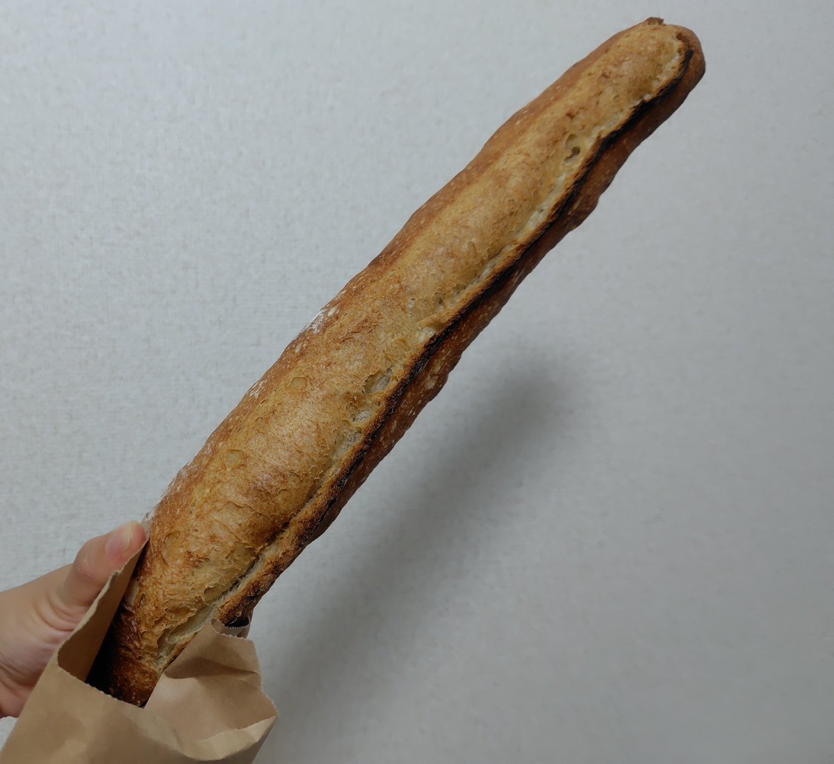 KCALBebyaM_Q's tweet photo. コルネイユさんの購入品
一通り食べて丸いパンのマイス🌽とフォンダンショコラが好きだった https://t.co/ZGmN6dQoml