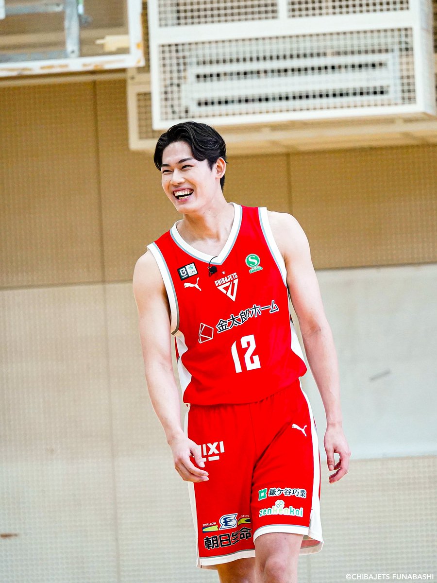 CHIBAJETS's tweet photo. 【メディア情報】10/4(日)よる7:00〜 #フジテレビ で放送の『千鳥の鬼レンチャン』に #千葉ジェッツ から #渡邊雄太 選手、#金近廉 選手、#原修太 選手が出演🎥🏀芸能人軍を相手にバスケットボールレンチャンに挑戦しました🔥ぜひ皆さまご覧ください📣

@oni_renchan https://t.co/5p0HGGNydw