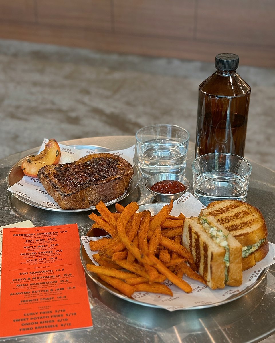 amelialee8mudwg's tweet photo. Tried Folk Yard’s new small-plates menu. The herby egg sandwich was light and refreshing, sweet potato fries were crisp outside and soft inside, and the custardy French toast had caramelised sugar, thyme cream and juicy peach. https://t.co/dihpfI4ySX