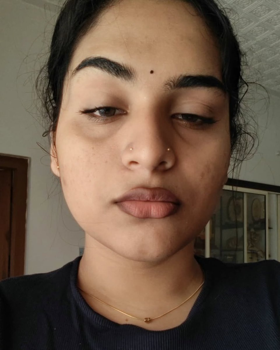 mallukambistory's tweet photo. ഒരു ട്രാൻസ് ഇന്റെ മുലയും മുഖവും കണ്ടു കുണ്ണ ചൊറിയുന്നത് ഇവൾക്കാകും 🥵 https://t.co/dTQfCdkOQL