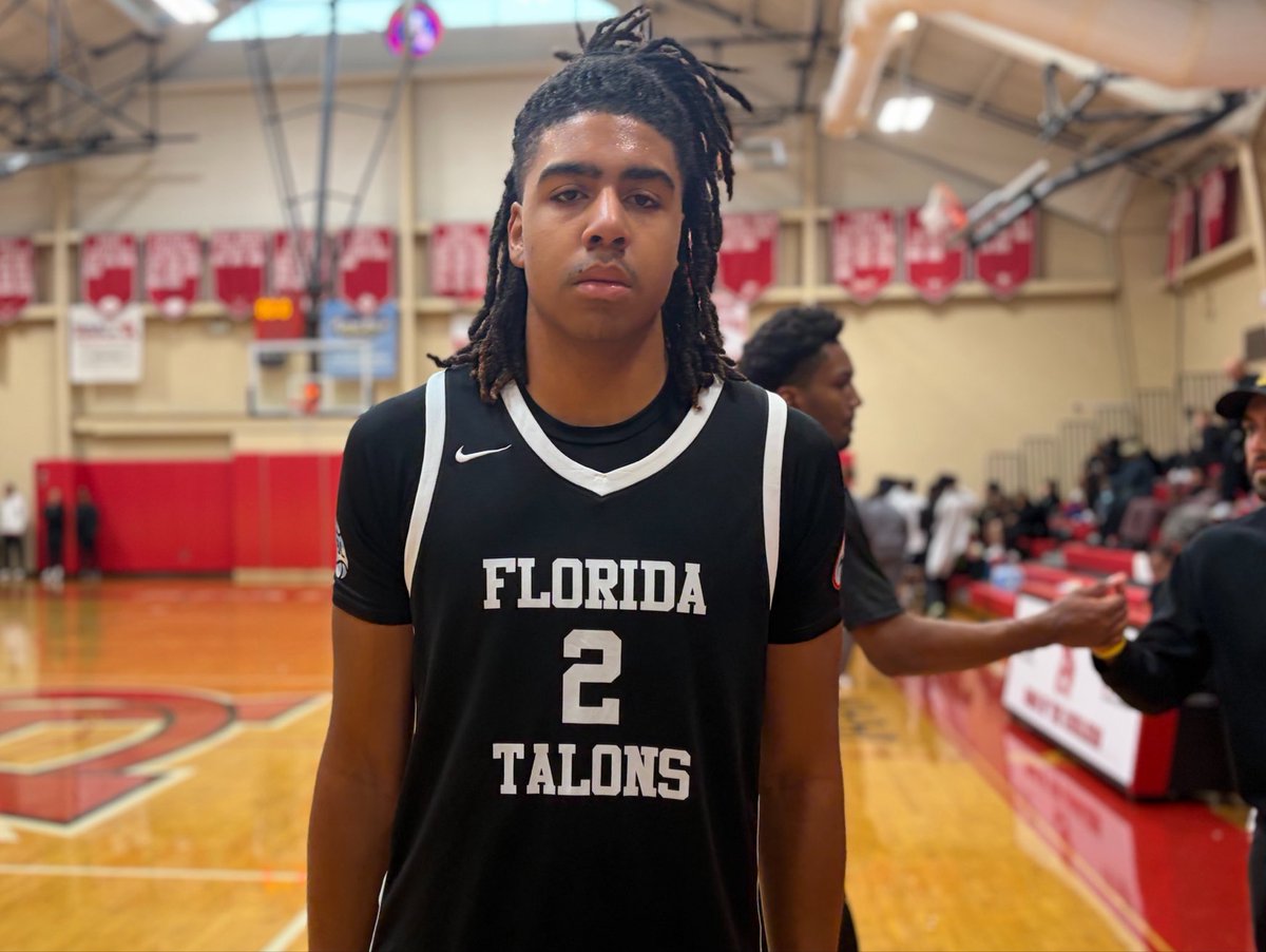 EliteHSscouting's tweet photo. Some Saturday DMV Hoop Madness standouts:

2027
📷 Jared Dolimpio (CD)
Johnsen Kennedy (Skyline)

2028
📷 Isaiah Hamilton (MVA)
Mikey Matthews (MZP)
📷 Jadah Washington (Sidwell)

2029
📷 Josiah Brooks (Skyline)
Brayden Whittaker (Boys Latin)

2030
Sincere Foster (Gonzaga) https://t.co/kqDbt3bwG4