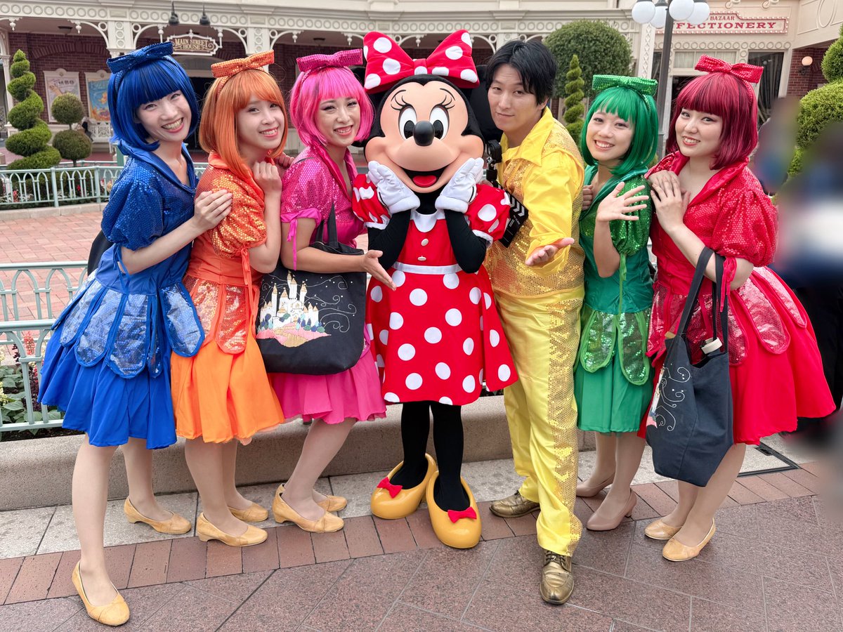 y4i2iiii's tweet photo. 本日はワンマンズドリームⅡのオープニングダンサーでした🌈

今回は全カラーにしました〜

みんな覚えててくれて大変嬉しい（）
もう…終了7年前ってのが…時代だわ…
Forever OMDⅡ🎬⭐️

#dハロ仮装 #dハロ仮装2026 https://t.co/xHAxENJ38E