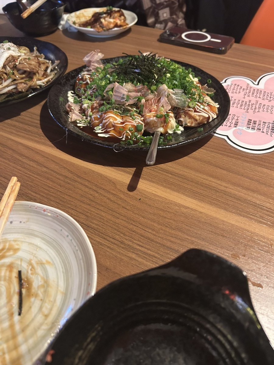 0722Fish8181818's tweet photo. 今日
マダミスは臨界館遊戯。
謎解きパートは久しぶりに最終問題でも閃きが働いて大量に脳から汁が出た🧠
マダミスパートはやれることは最大限やったので悔いは無い…
下は急遽参加した飲み会🍻 https://t.co/8ogcqVHZe6