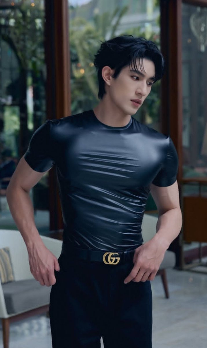 FashionistD's tweet photo. GUCCI defintely won by collaborating with #AYDEN https://t.co/ZLgwoJu7TX