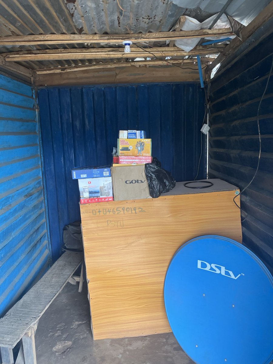 tobade_G's tweet photo. This is current stage of my business I’m looking for a genuine funding/partnership opportunity to grow my existing business.
I run Elite Tech Signal Hub, a CAC-registered satellite/DStv, FTA and installation business in Ikorodu, Lagos.#entrepreneur #dstv #cctv #FTA #lagos https://t.co/J2voUKrNyS