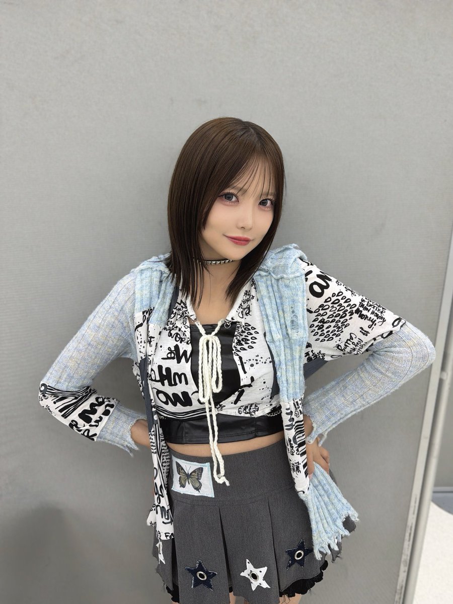 ryu00ct's tweet photo. この前の大特も、今日のリリイベも髪型可愛過ぎる。
行けてないのが悔しすぎる。
もう髪型事前告知お願いします🙇‍♂️

#福山梨乃
#きゃんちゅー https://t.co/lyoQJn9R4Z