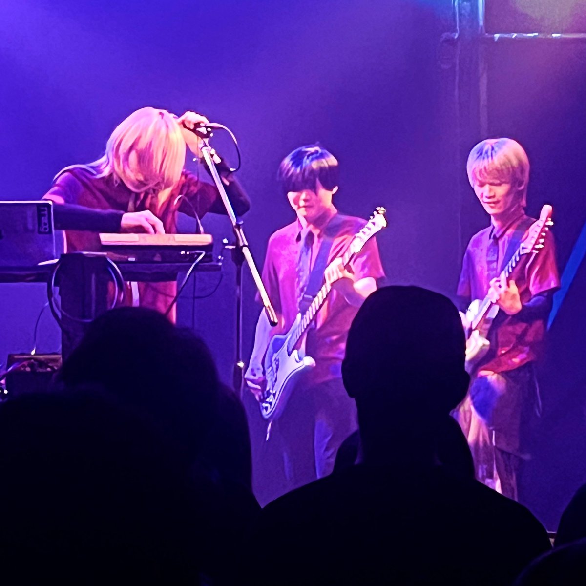 shauw0w's tweet photo. 第二部セットリスト
14. TIME SCALE
15. ハイドラ遍路
16. 研究
17. ブロンド
18. ブールバール
19. アーティファクト@オートファクタ
20. Higher / Circular

EN. アンダースタンダー_Ⅱ

(3/3) https://t.co/xZ9mZkKpEq